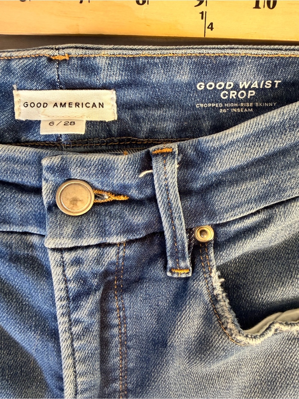 Good American Good Waist Crop Raw Hem High-Rise Skinny Women’s Jeans Size 6 - Picture 6 of 9